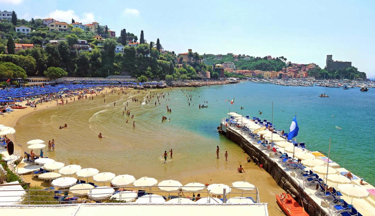 White Lerici Hotel Exterior photo